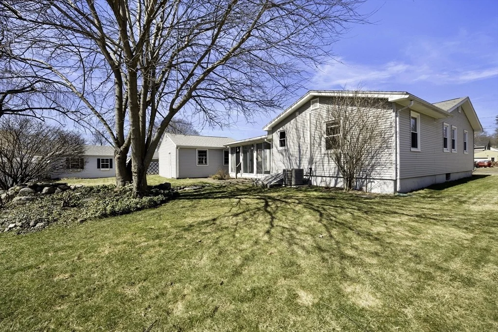 Photo of 47 Boucher Cir