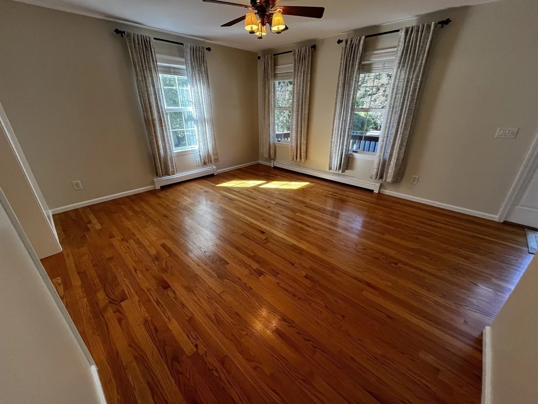 Photo of 8 Pinewood Rd