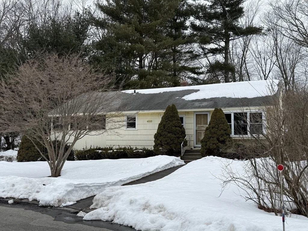 Photo of 8 Sycamore Cir
