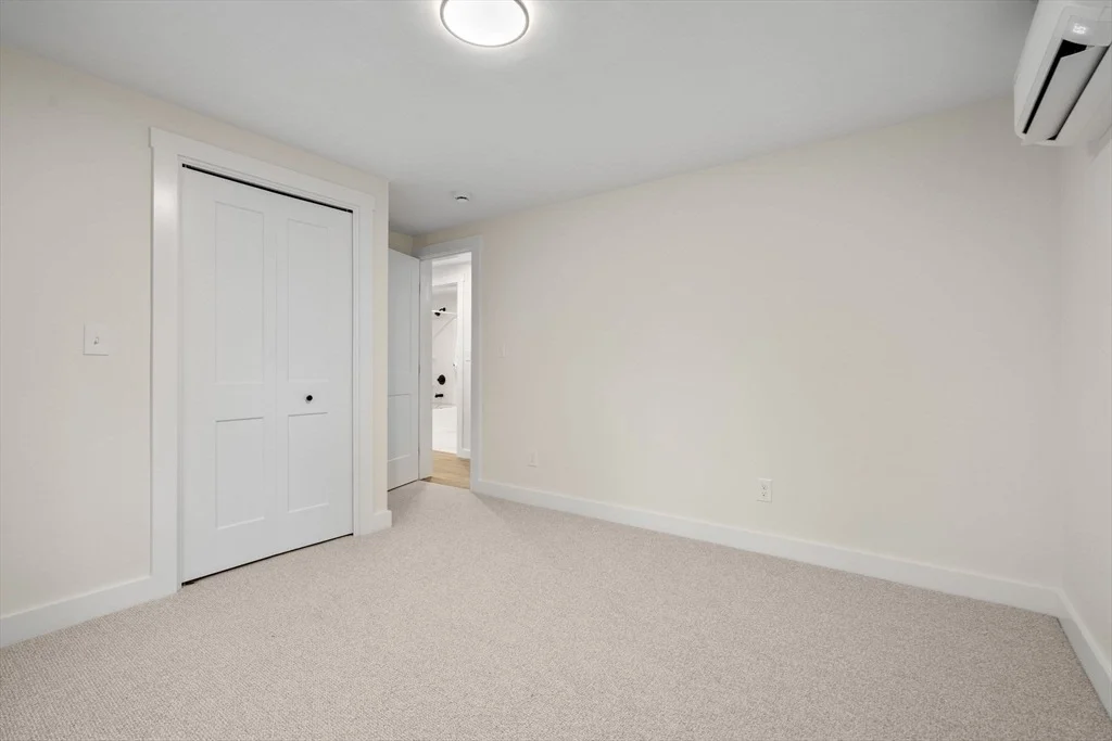 Photo of 84 Middlesex St