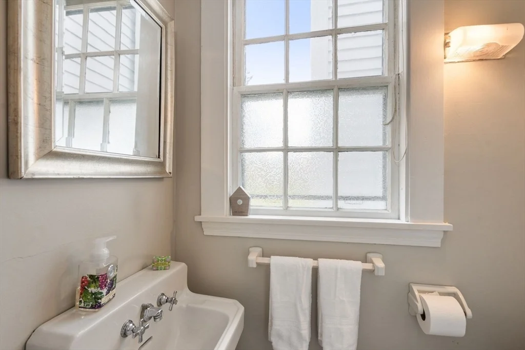 Photo of 187 Mill St