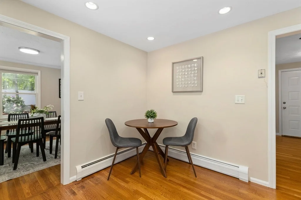 Photo of 77 Forest St