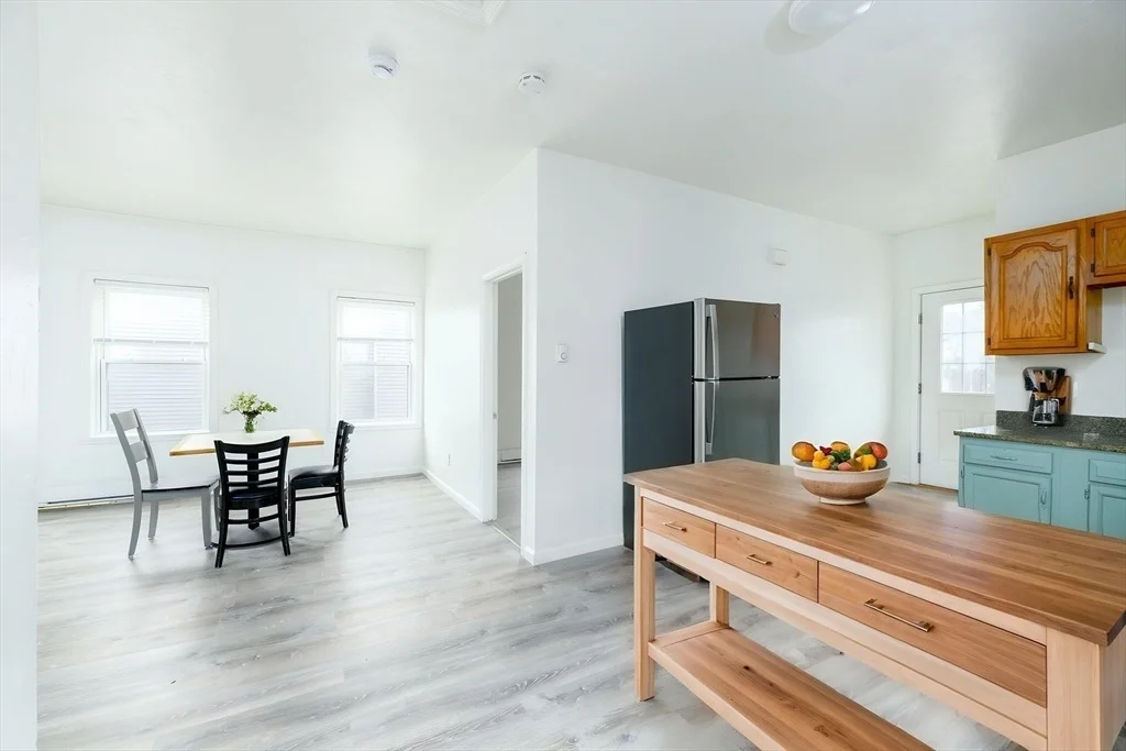Photo of 19 Kelley Sq