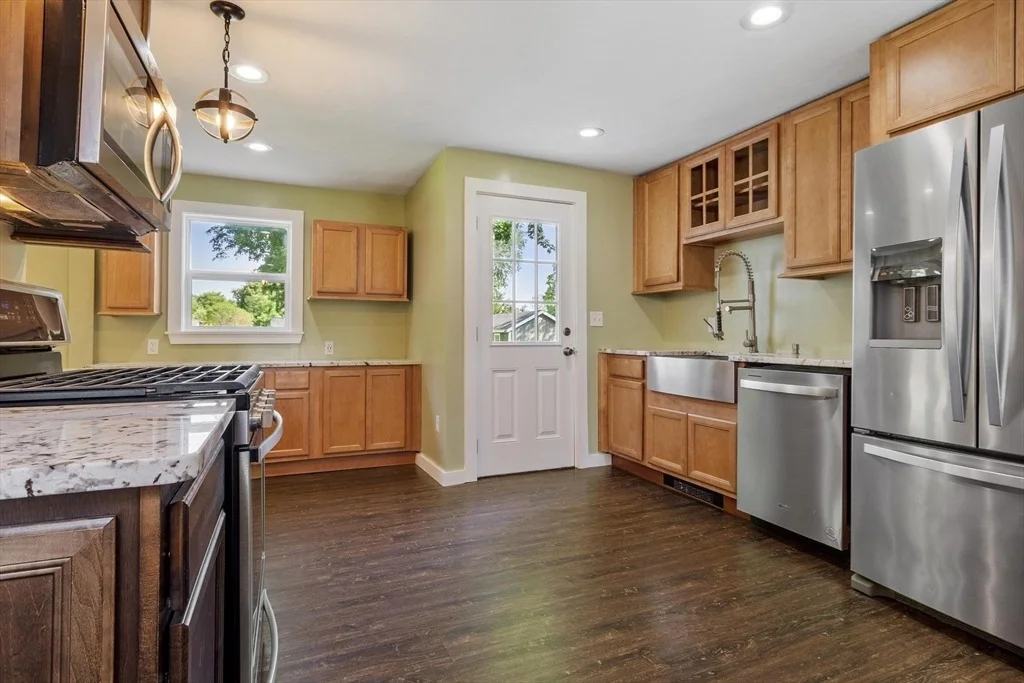 Photo of 48 Central St