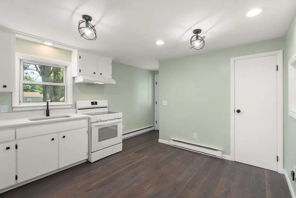 Photo of 188 Moss Rd