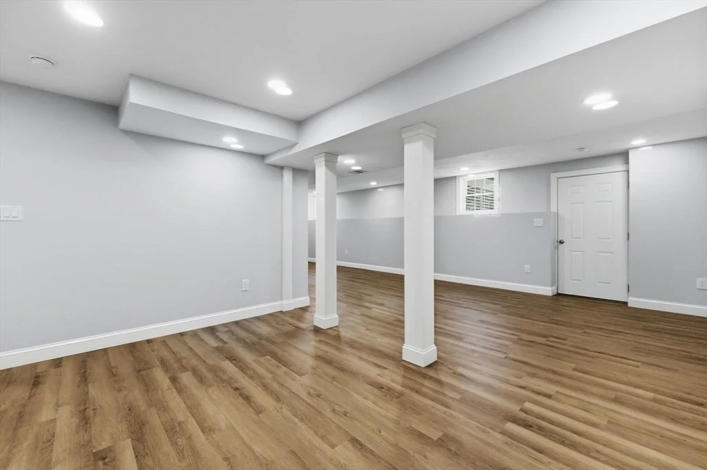 Photo of 129 Dennison Ave