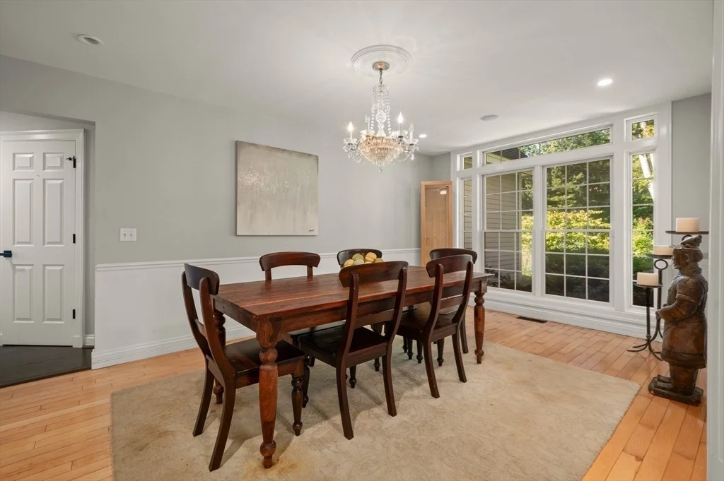 Photo of 27 Turtleback Rd