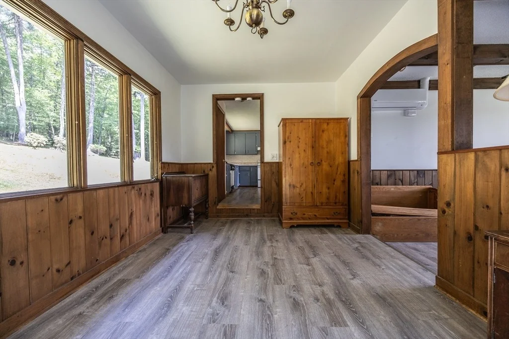 Photo of 477 River Road