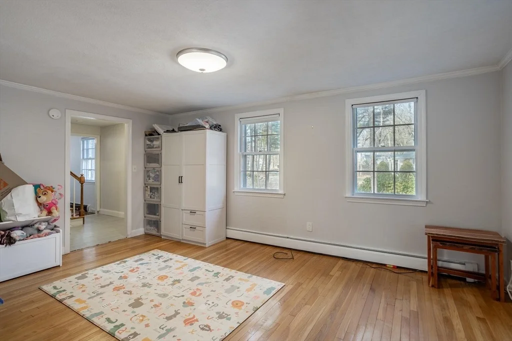 Photo of 13 W Pine Dr