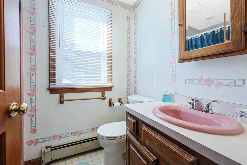 Photo of 10 Pond St