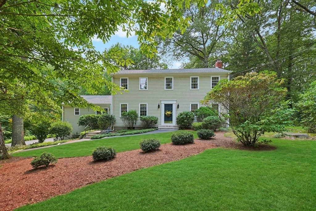 Photo of 32 Thayer Farm Rd