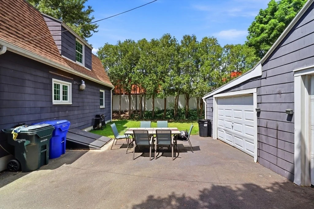 Photo of 15 Lucerne Road