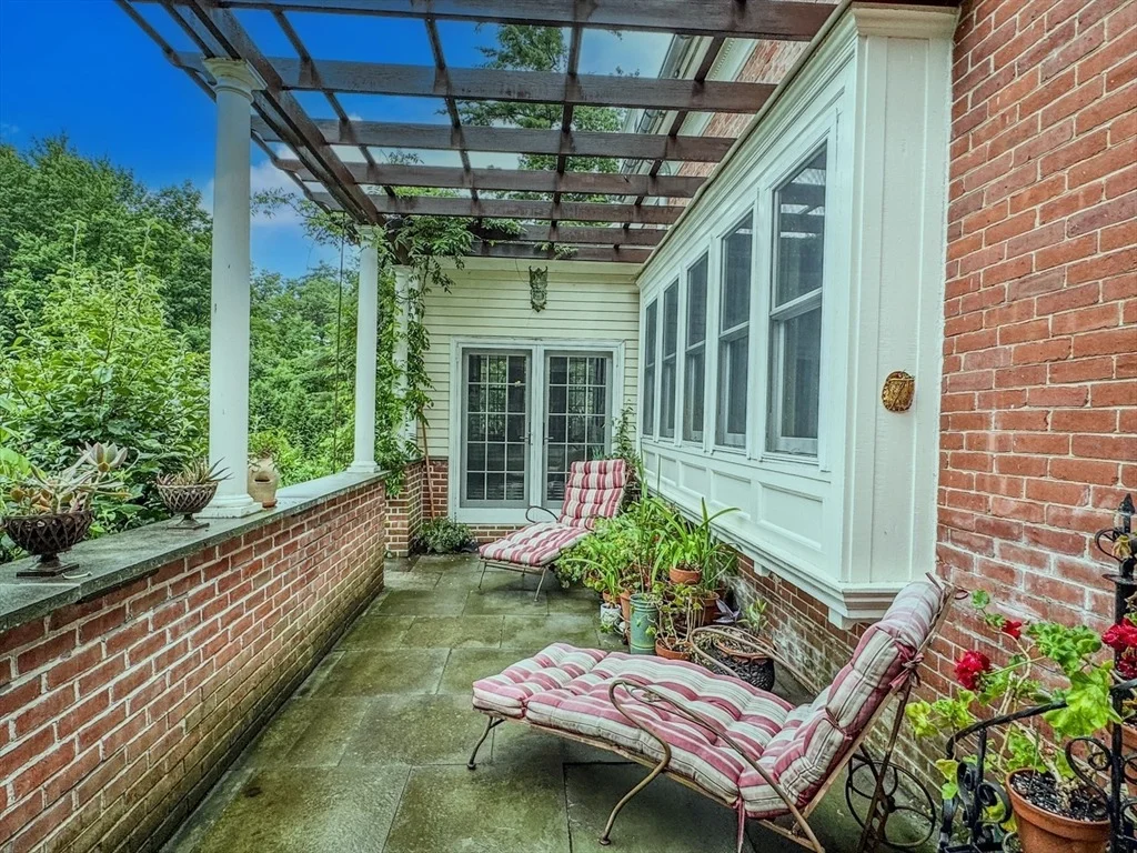 Photo of 237 Birnam Road