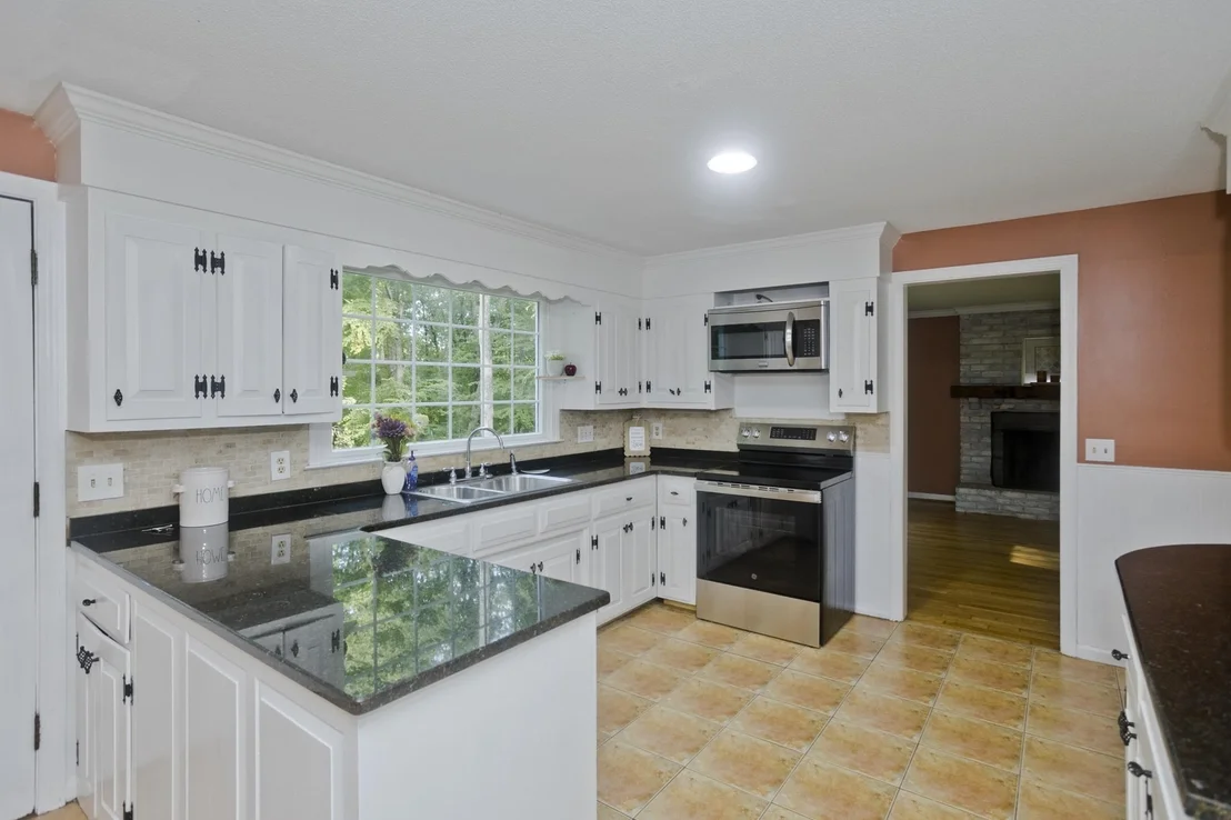 Photo of 323 Bennett Rd.