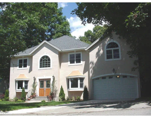 Photo of 447 Waban Ave