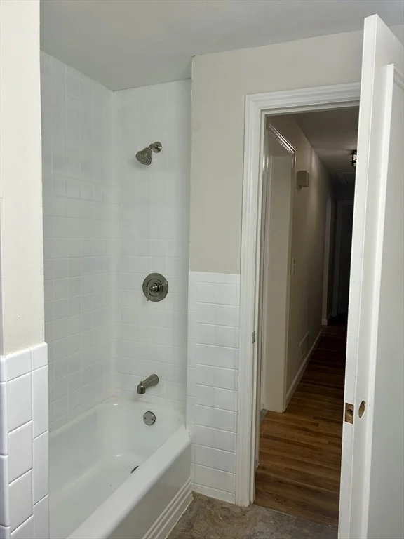 Photo of 48 Hemlock Dr