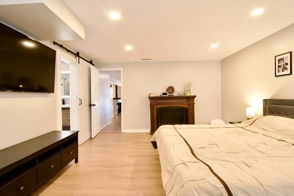 Photo of 172 Hillandale Blvd
