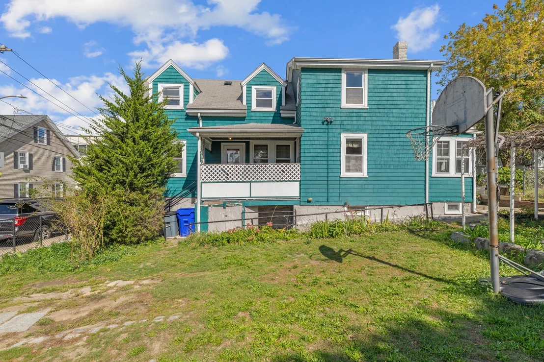 Photo of 12 Shepard St
