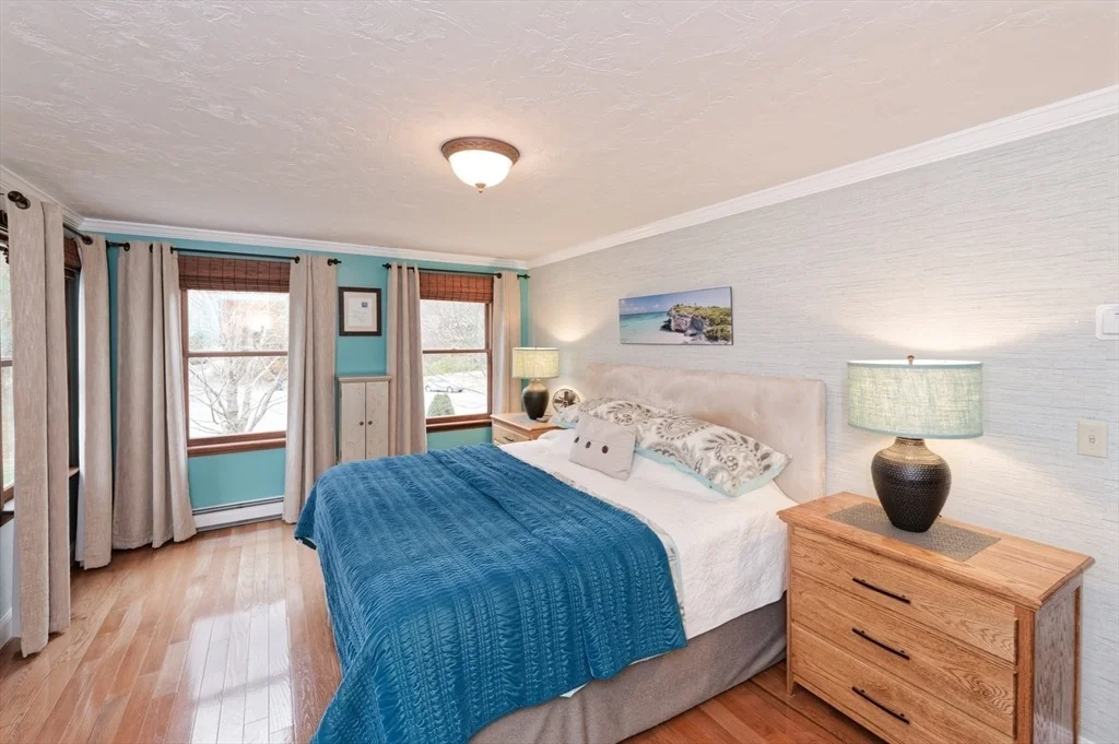 Photo of 6 Rainbow Dr