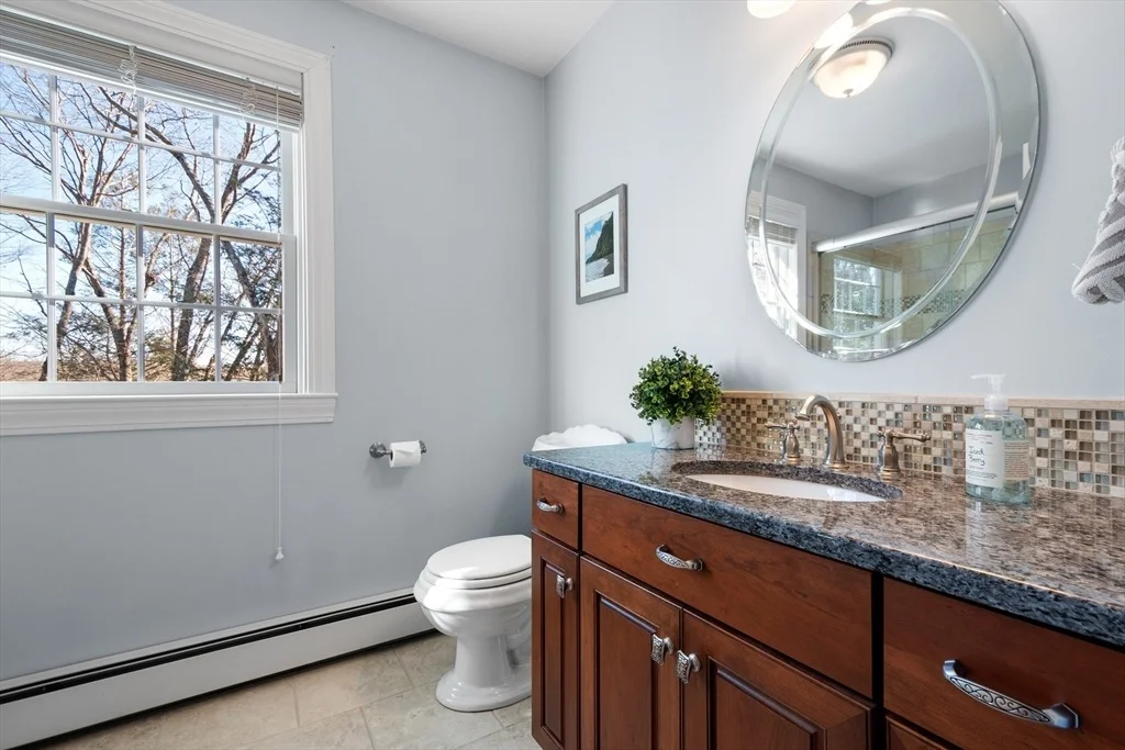 Photo of 25 Woodside Cir