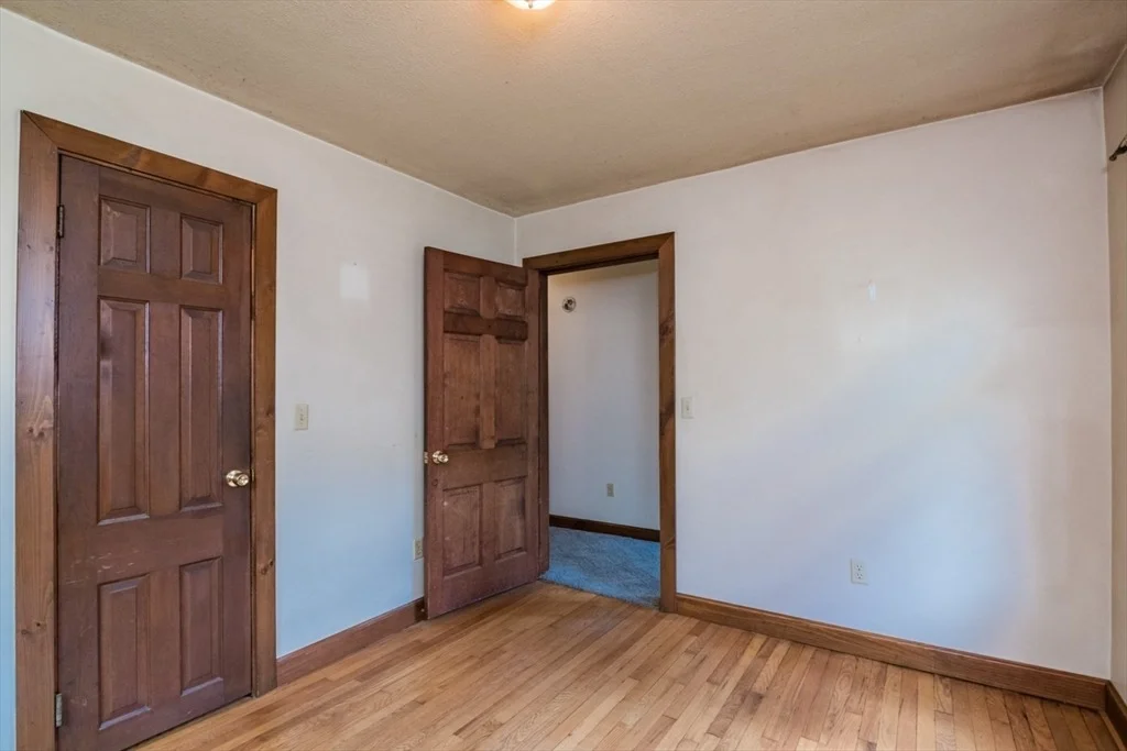 Photo of 49 Parish Rd