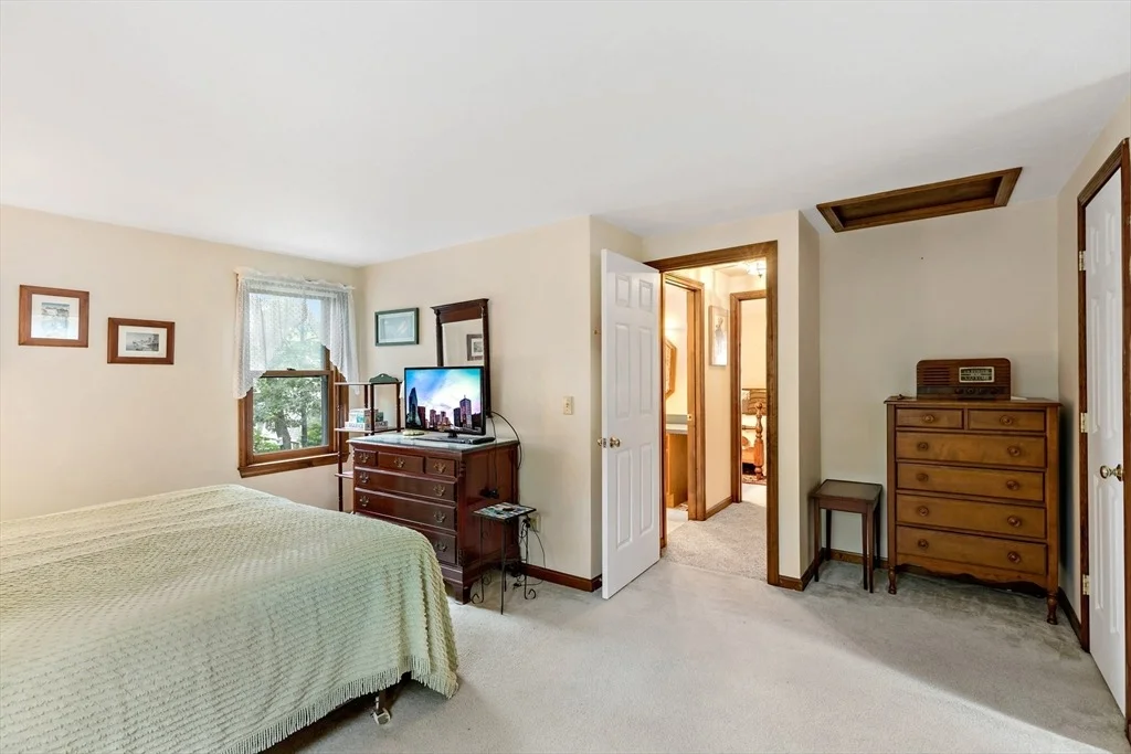 Photo of 28 Cranberry Ave