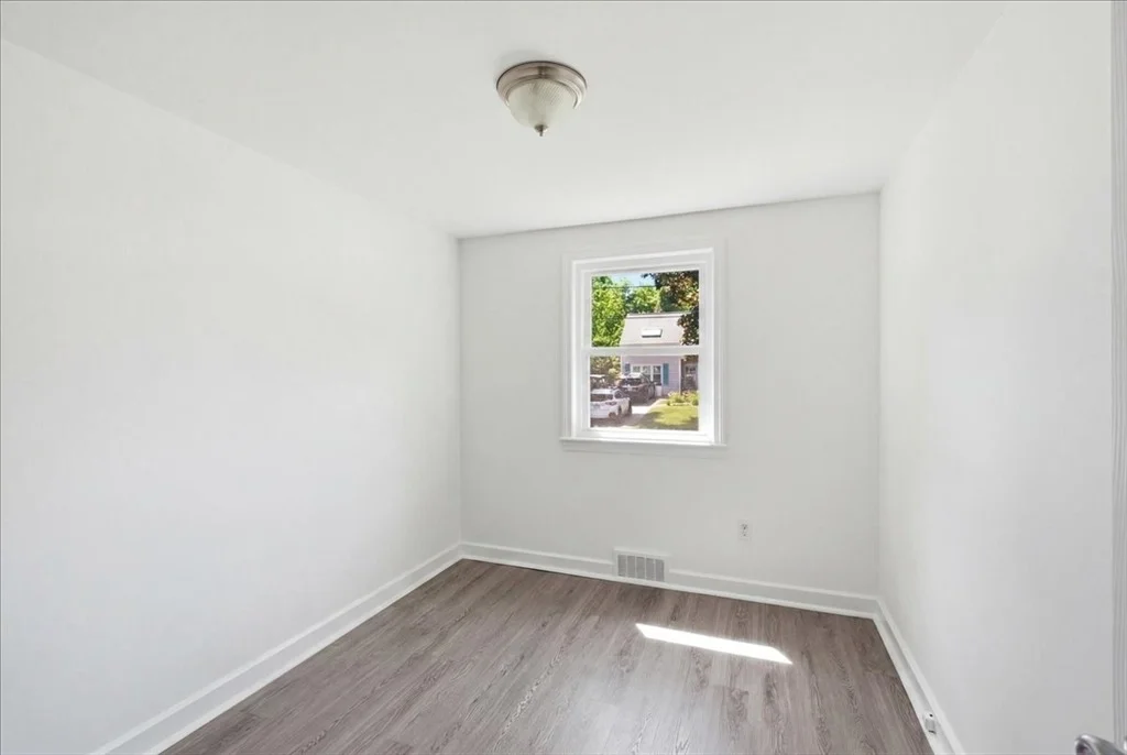 Photo of 6 Jackson Rd