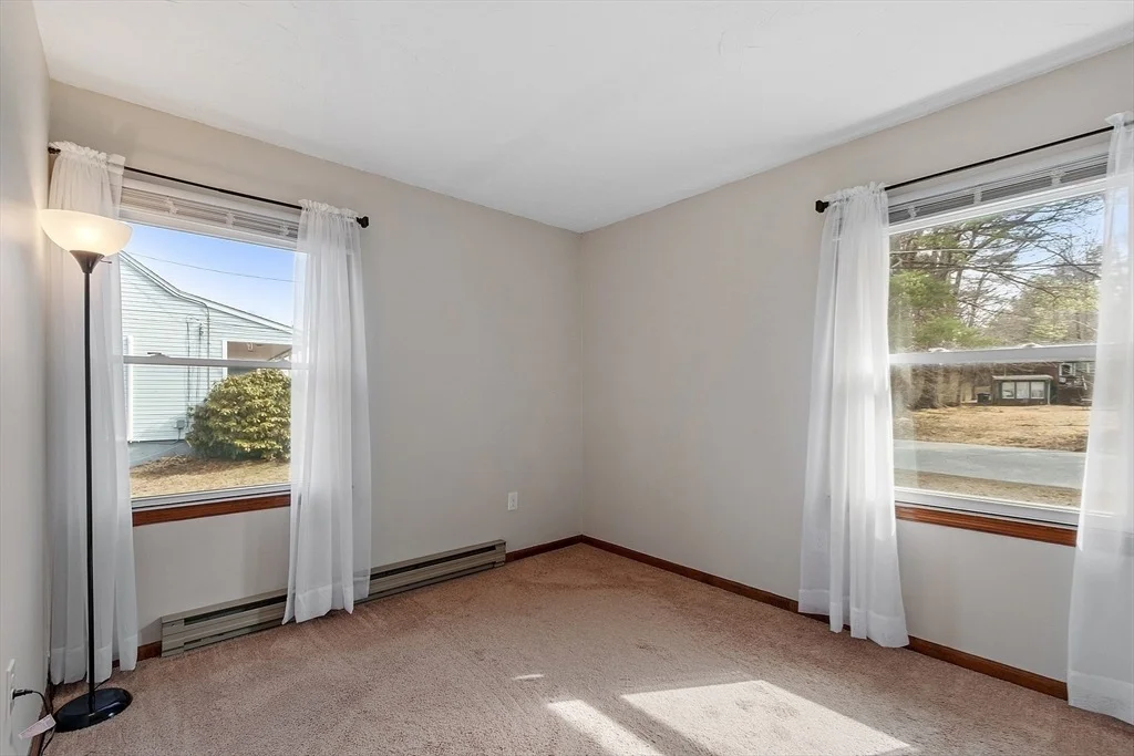 Photo of 72 Roger St