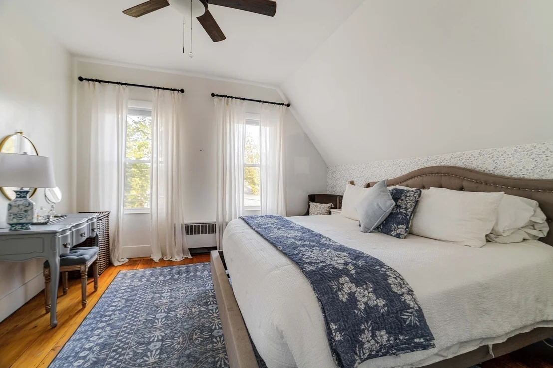 Photo of 4 Dedham Street