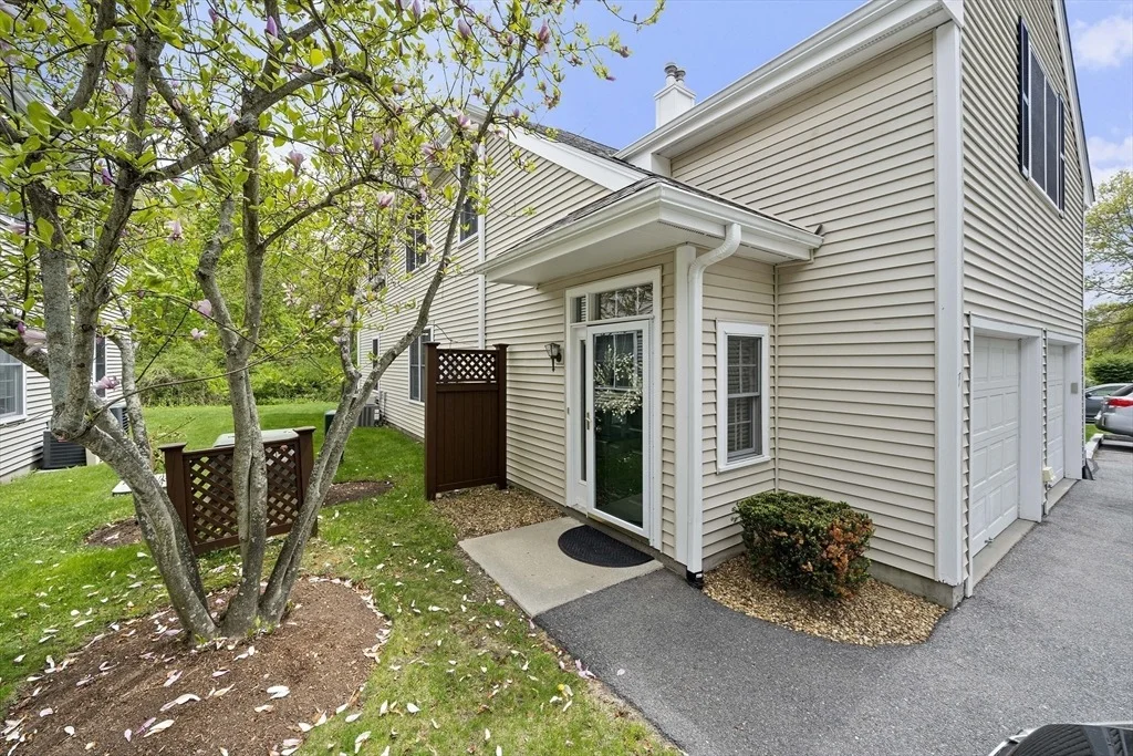 Photo of Unit 7 at 7 Evergreen Circle