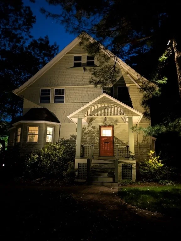 Photo of 787 Chestnut St