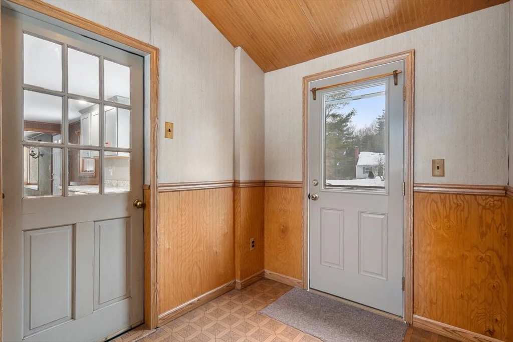 Photo of 107 Baldwin Dr.