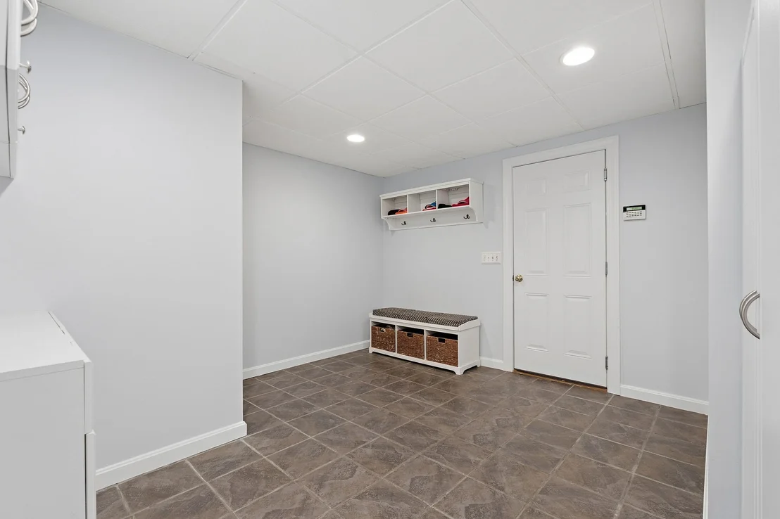 Photo of 7 Sylvan Dr