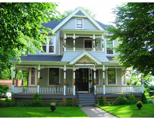 Photo of 162 Bowdoin St.