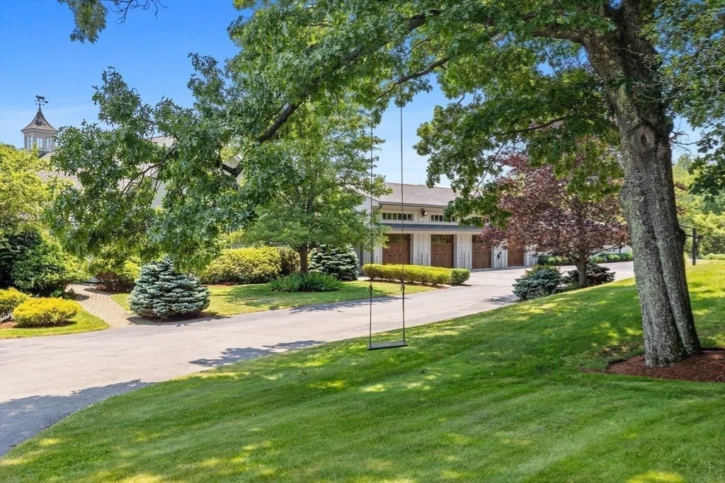 Photo of 52 Pineswamp Road