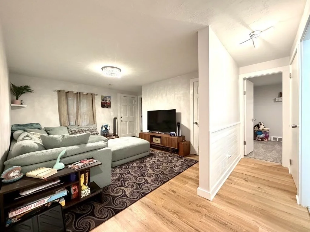 Photo of 47 Starr Rd