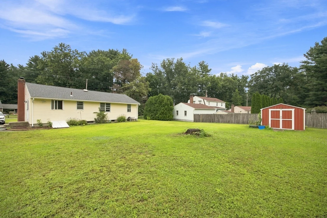 Photo of 460 Shaker Rd
