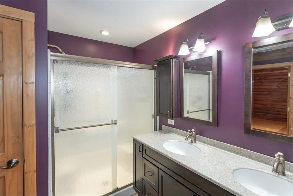 Photo of 457 Montgomery Rd