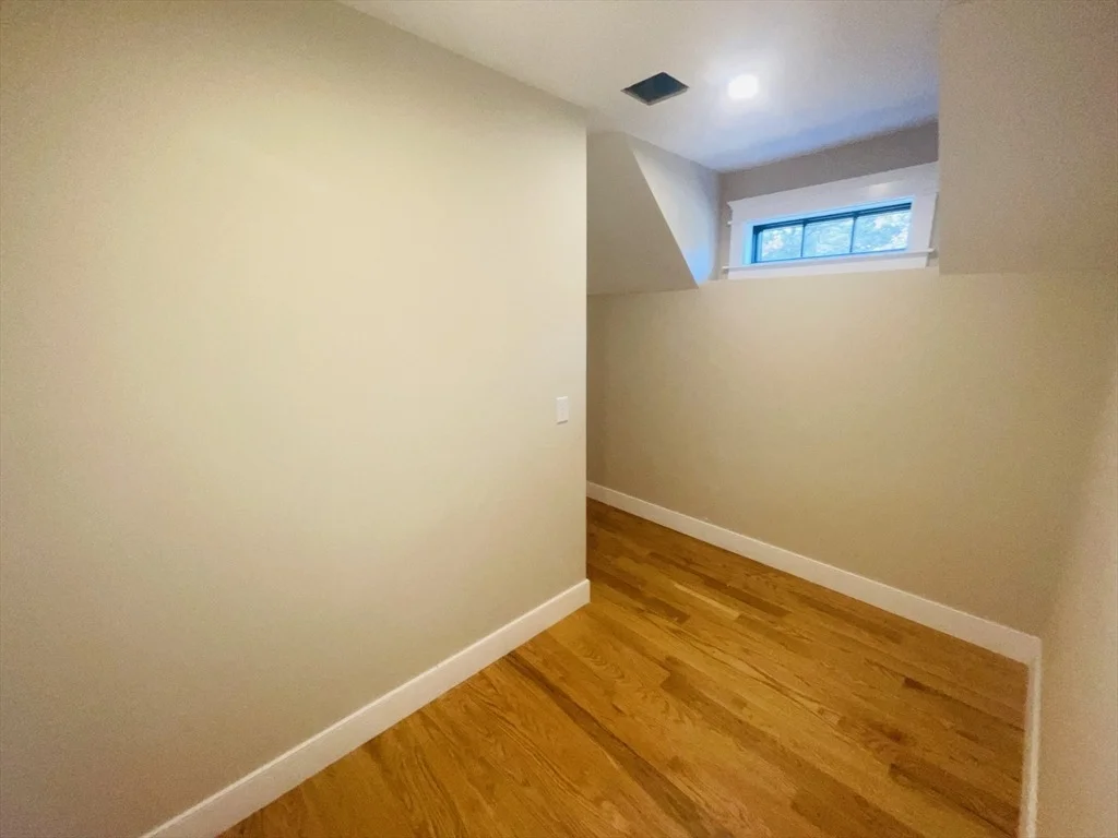 Photo of 4 Resolution Rd