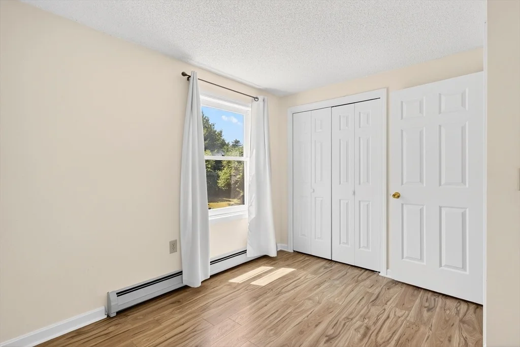Photo of 32 Sarah Ln