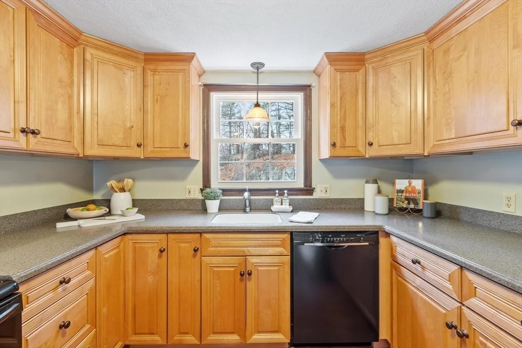 Photo of 61 Beaver Road