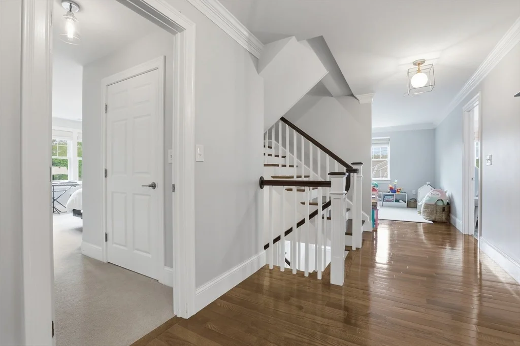 Photo of 7 Howe St