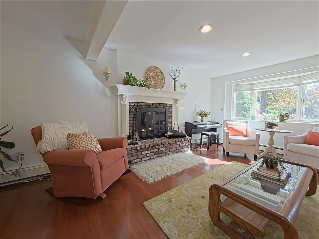 Photo of 101 Bellevue Rd