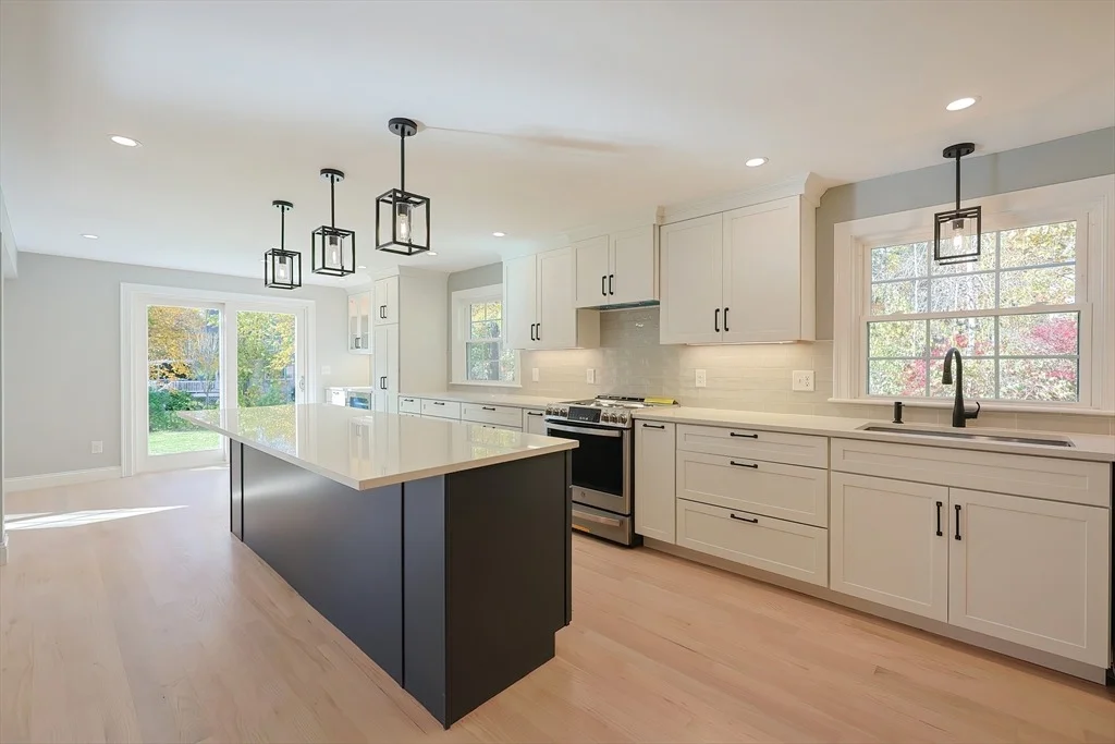 Photo of 4 Deerfield Road