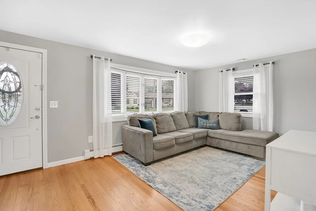 Photo of 34 Boileau Ter