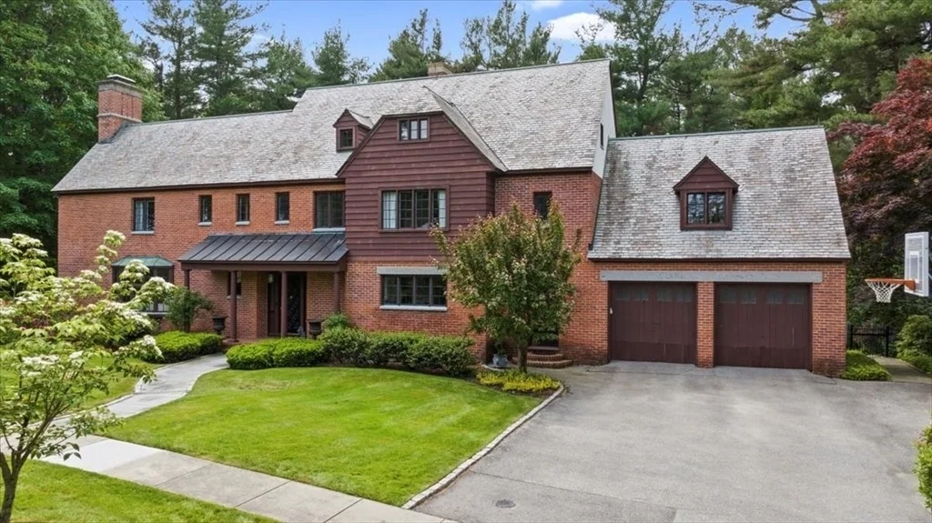 Photo of 40 Westwood Dr