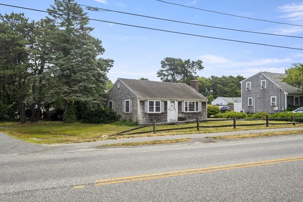 Photo of 6 Elliot Dr