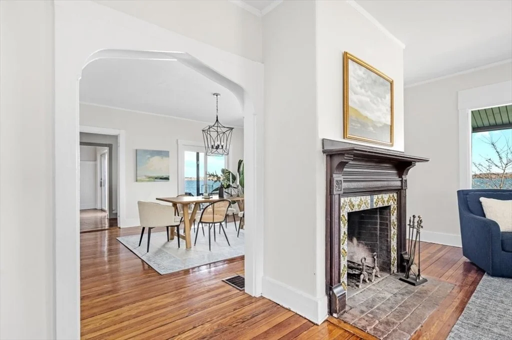 Photo of 55 Whiton Avenue