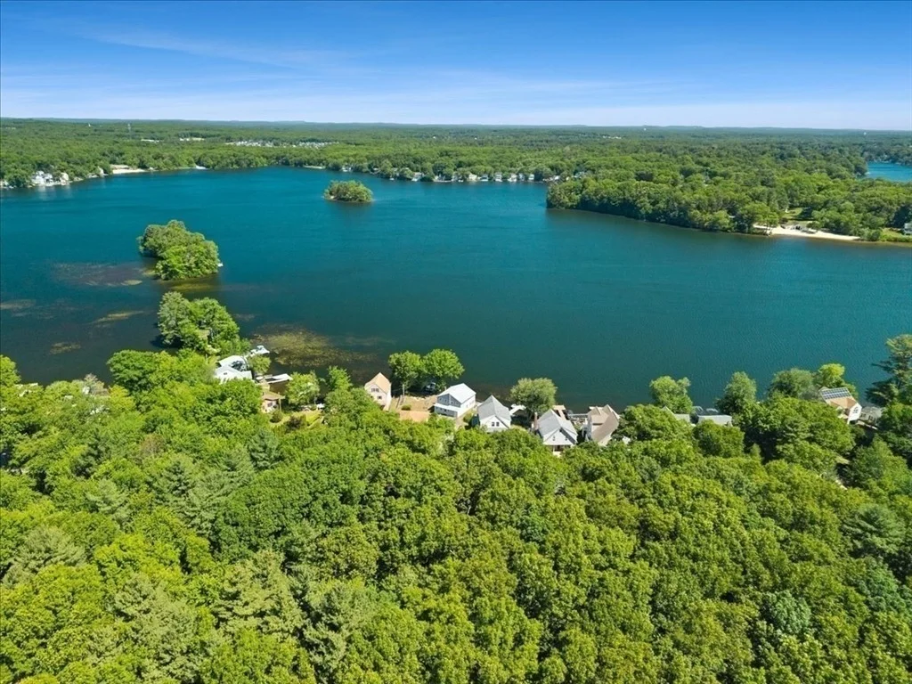 Photo of 730 Eastside Rd
