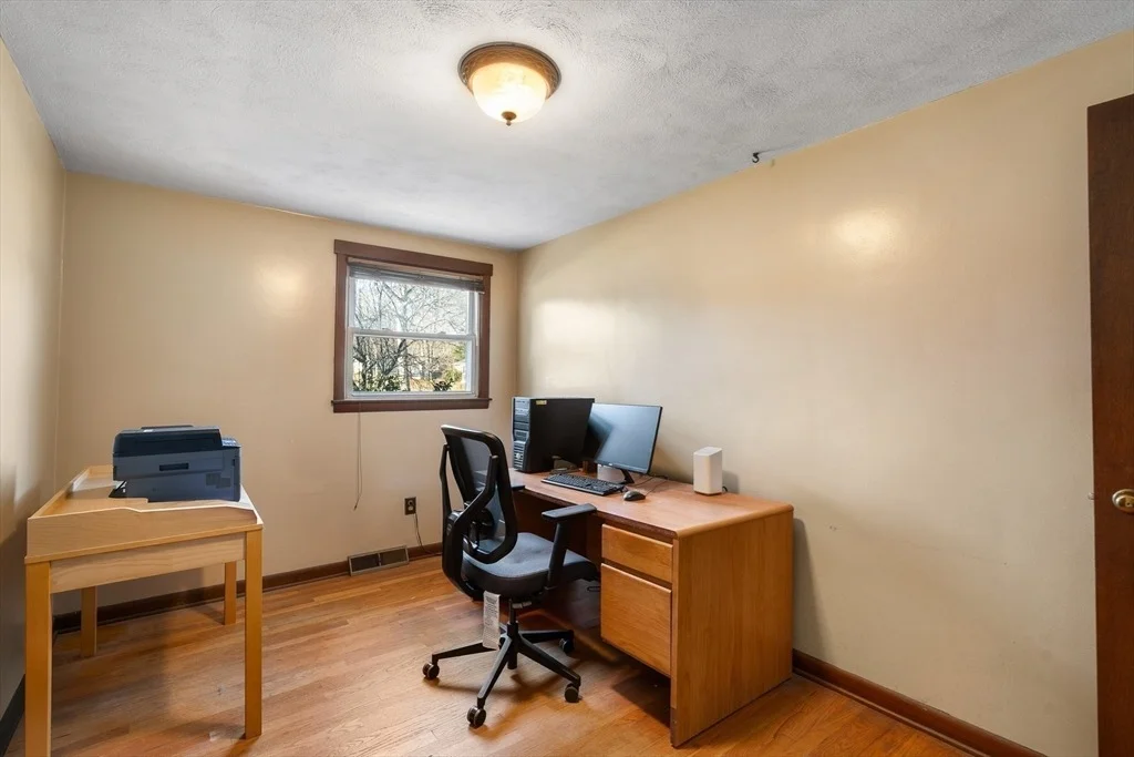Photo of 331 Grand Valley Rd